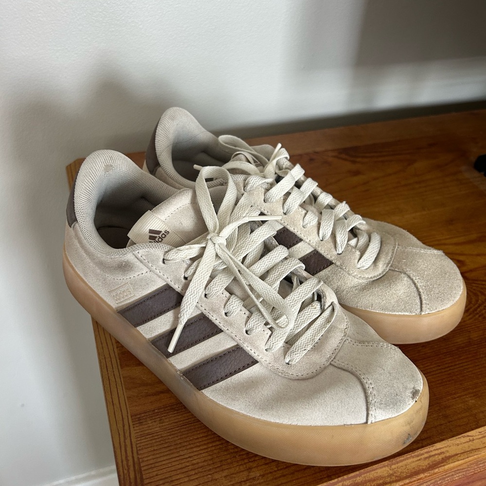Adidas samba shoe